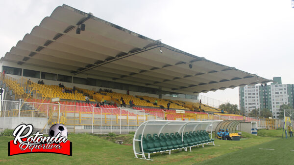 ESTADIO DE TECHO