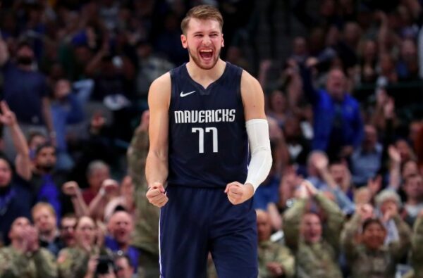 DONCIC CELE MAVS