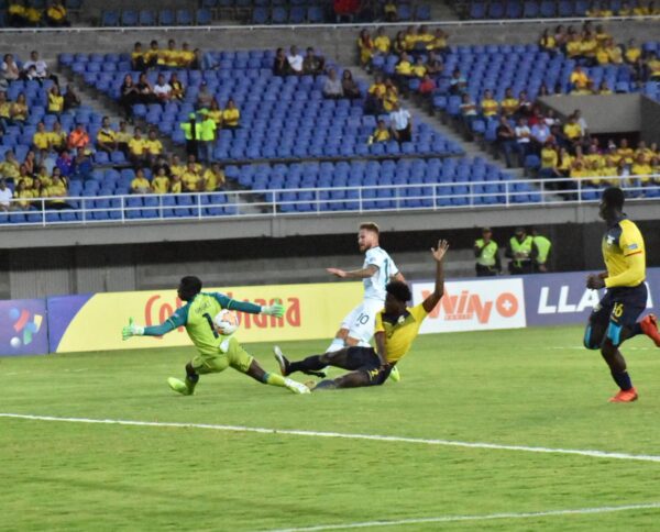 GOL ARG VS ECU PREOLIMPICO