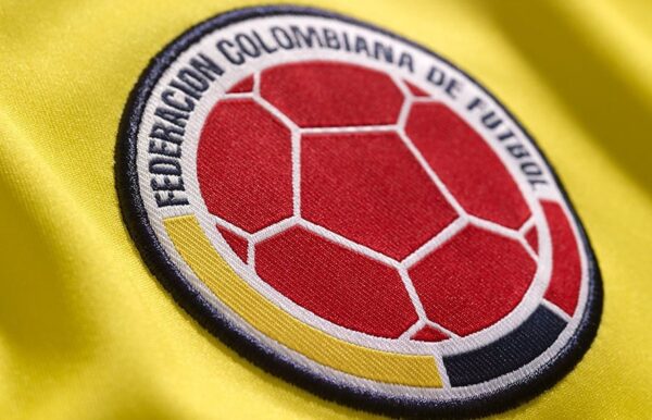 ESCUDO COLOMBIA ADIDAS