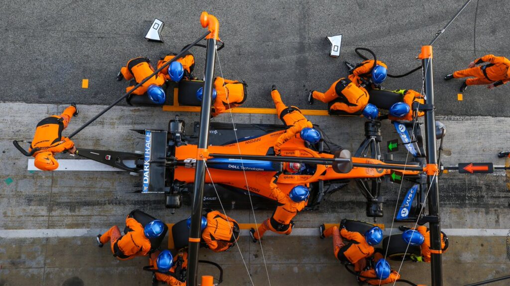 MCLAREN EN PITS