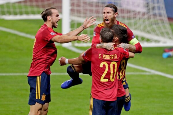 ESPAÑA CELEBRA SERGIO RAMOS