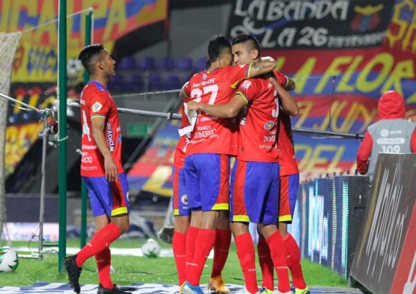 PASTO CELEBRA CONTRA ONCE CALDAS