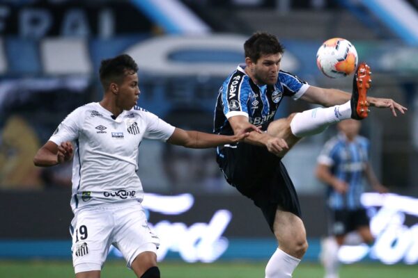 GREMIO EMPATÓ EN CASA CON SANTOS