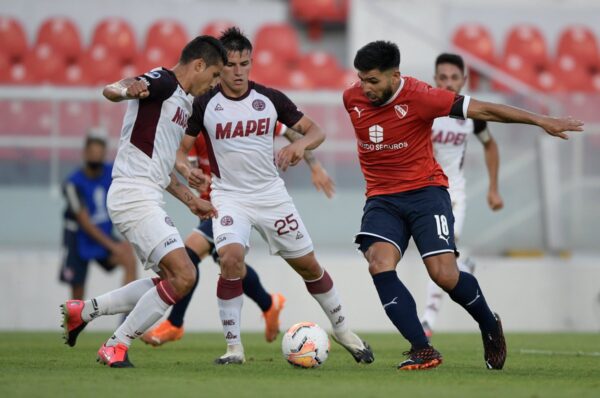 LANÚS SUPERÓ A INDEPENDIENTE Y ES SEMIFINALISTA