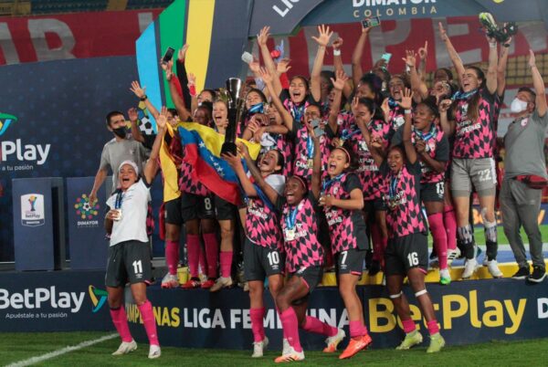 SANTA FE CAMPEON LIGA FEMENINA 2020