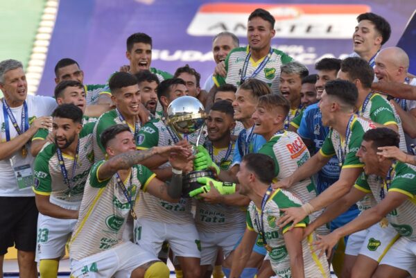 DEFENSA Y JUSTICIA CAMPEÓN DE LA COPA SUDAMERICANA 2020