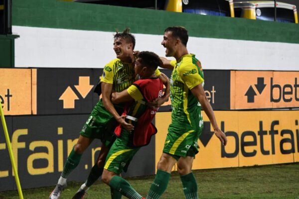 DEFENSA Y JUSTICIA FINALISTA SUDAMERICANA