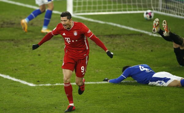 LEWANDOWSKI GOL SCHALKE