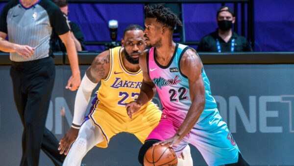 LAKERS PIERDEN CONTRA EL HEAT