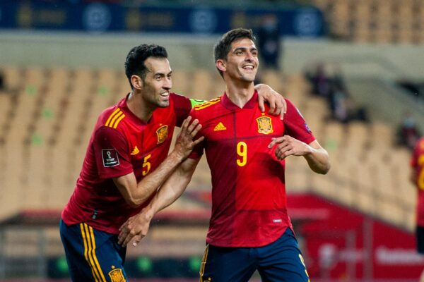 ESPAÑA GANA A KOSOVO