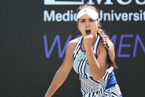 MARÍA CAMILA OSORIO GANA EN CHARLESTON