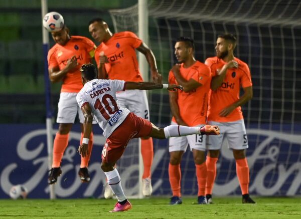 AMÉRICA EMPATA CON LA GUAIRA