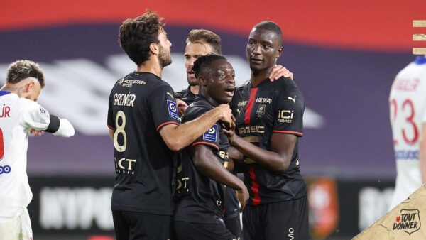 RENNES CELEBRA CONTRA PSG