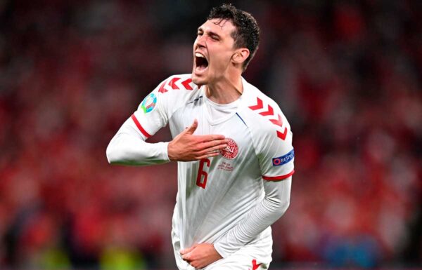 ANDREAS CHRISTENSEN CELEBRA DINAMARCA EURO 2020