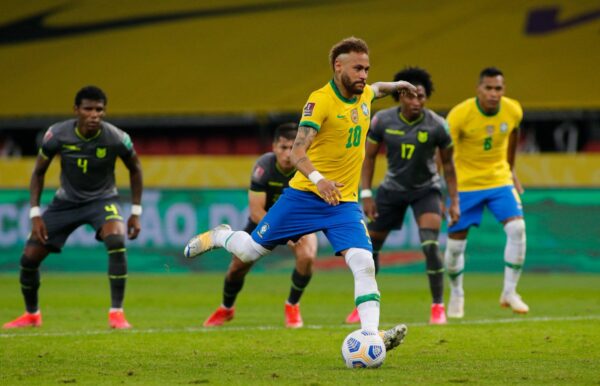 NEYMAR PENALTI BRASIL VS ECUADOR