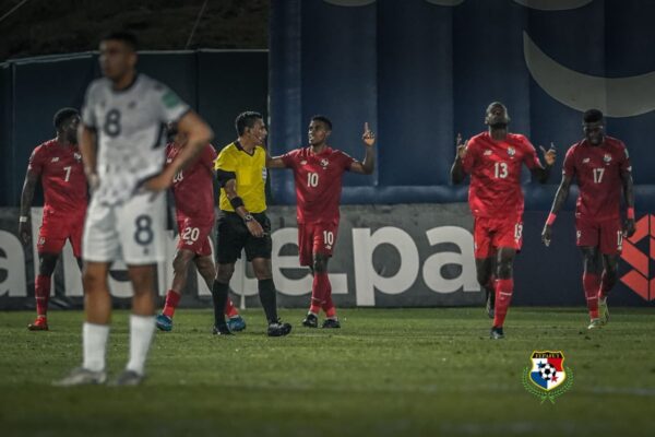 PANAMA CELEBRA VS REPUBLICA DOMINICANA