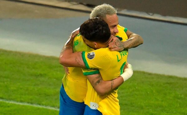 NEYMAR Y PAQUETA CELEBRA BRASIL COPA AMERICA