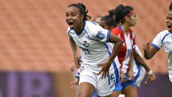 PANAMA CELEBRA REPECHAJE MUNDIAL FEMENINO