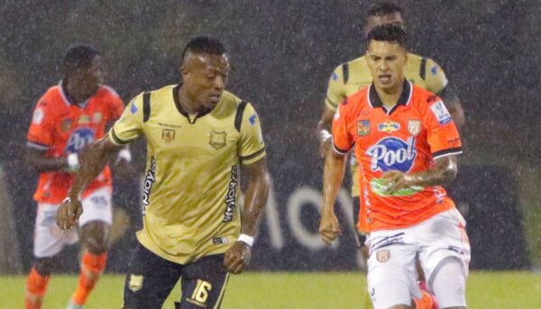 AGUILAS DORADAS VS ENVIGADO