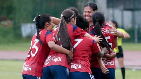 INDEPENDIENTE MEDELLIN CELEBRA LIGA FEMENINA