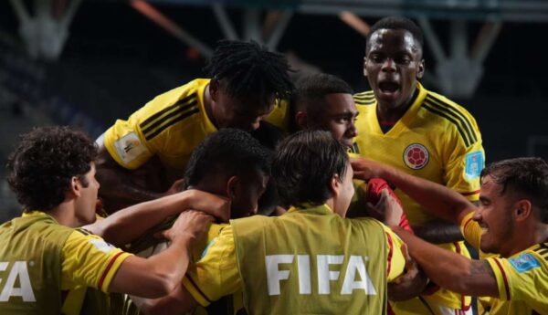 COLOMBIA SUB20 CELEBRA CLASIFICACION