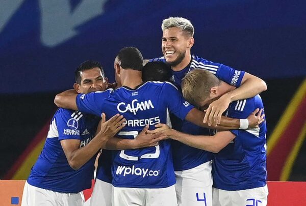 MILLONARIOS CELEBRA COPA SUDAMERICANA