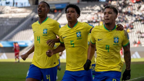 BRASIL CELEBRA TUNEZ MUNDIAL SUB20