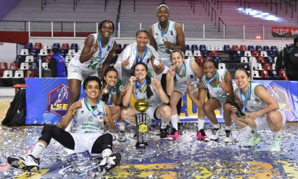 INDEPORTES ANTIOQUIA CAMPEONAS SUDAMERICANAS