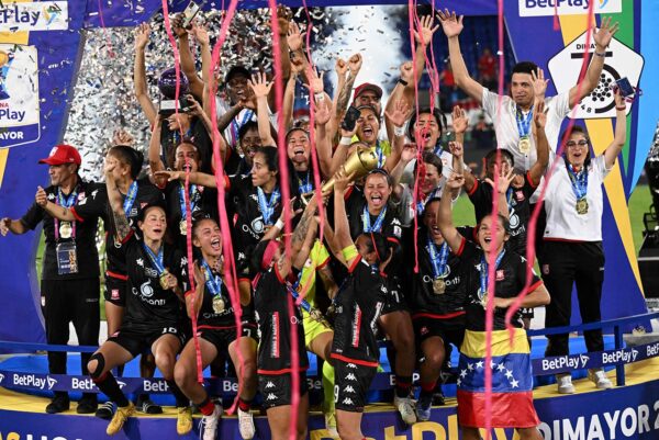 SANTA FE CAMPEONAS LIGA FEMENINA 2023