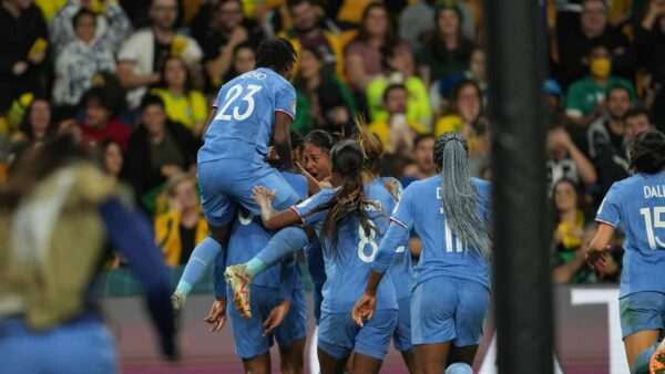 FRANCIA CELEBRA GOL A BRASIL MUNDIAL FEMENINO