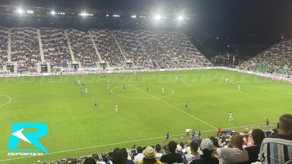 MILLONARIOS NACIONAL DRV PNK STADIUM