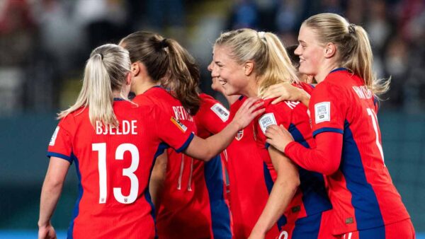 NORUEGA CELEBRA MUNDIAL FEMENINO