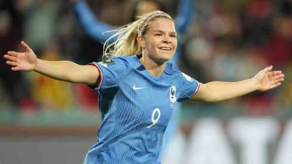 FESTEJO DE Eugénie Le Sommer, MUNDIAL FEMENINO