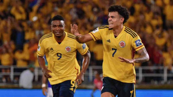 FESTEJO DE LUIS DÍAZ CON LA SELECCION COLOMBIA