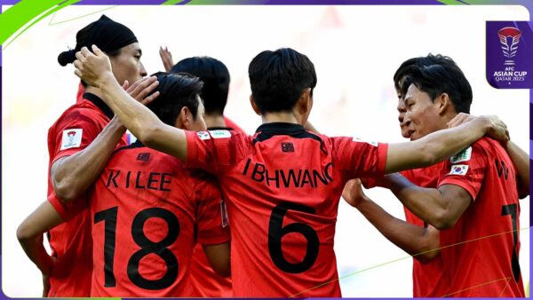 COREA DEL SUR ABRAZO COPA ASIATICA