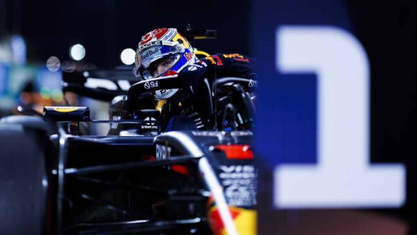 MAX VERSTAPPEN POLE BAREIN 2024