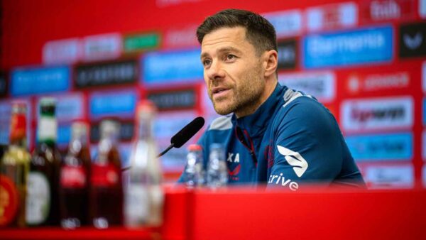 XABI ALONSO DT BAYER LEVERKUSEN