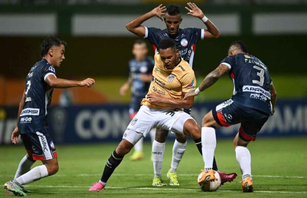 ALIANZA FC VS U CATOLICA DE ECUADOR