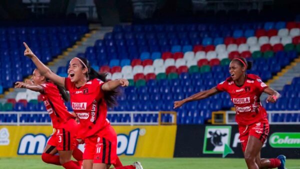 AMÉRICA DE CALI FEMENINO CELEBRACIÓN