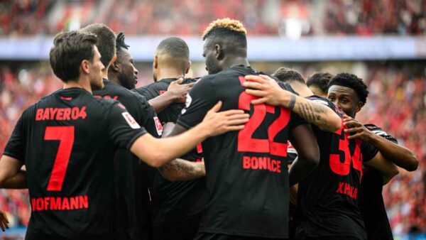 BAYER LEVERKUSEN CELEBRA VS WERDER BREMEN