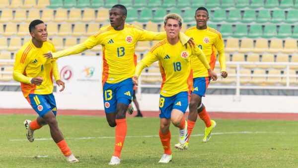 COLOMBIA SUB 17 CELEBRA VS SUDAFRICA