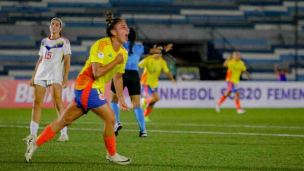 FETEJO DE DANIELA GARAVITA CON LA SELECCIÓN COLOMBIA EN EL SUDAMERICANO FEMENINO SUB 20