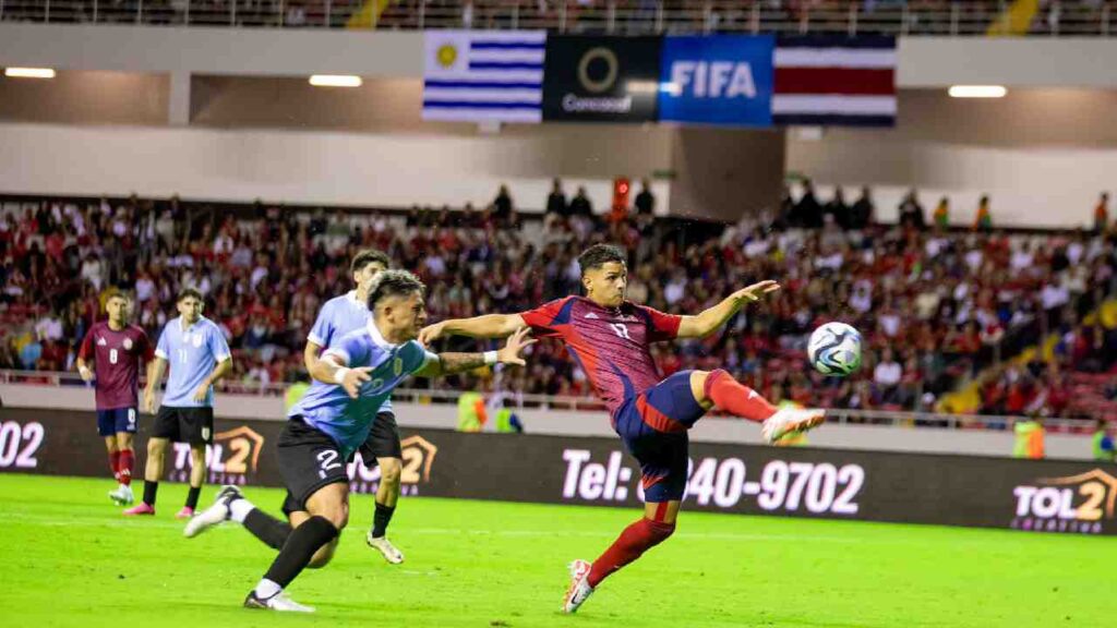 Costa Rica y Uruguay no se hicieron daño en el primer partido de