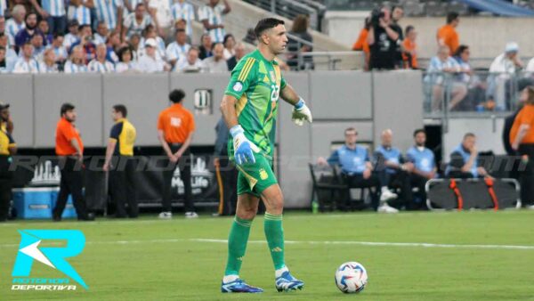 EMILIANO DIBU MARTINEZ COPA AMERICA 2024 ROTONDA DEPORTIVA