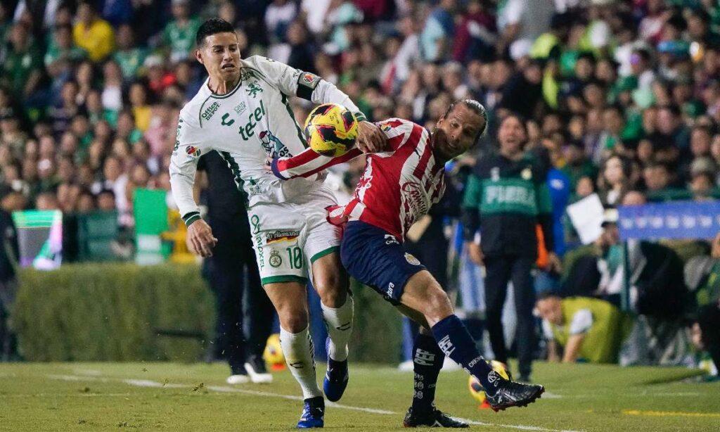 JAMES EL '10' DE LEÓN FRENTE A CHIVAS