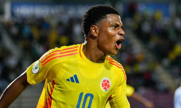 OSCAR PEREA CELEBRA SELECCION COLOMBIA SUB-20