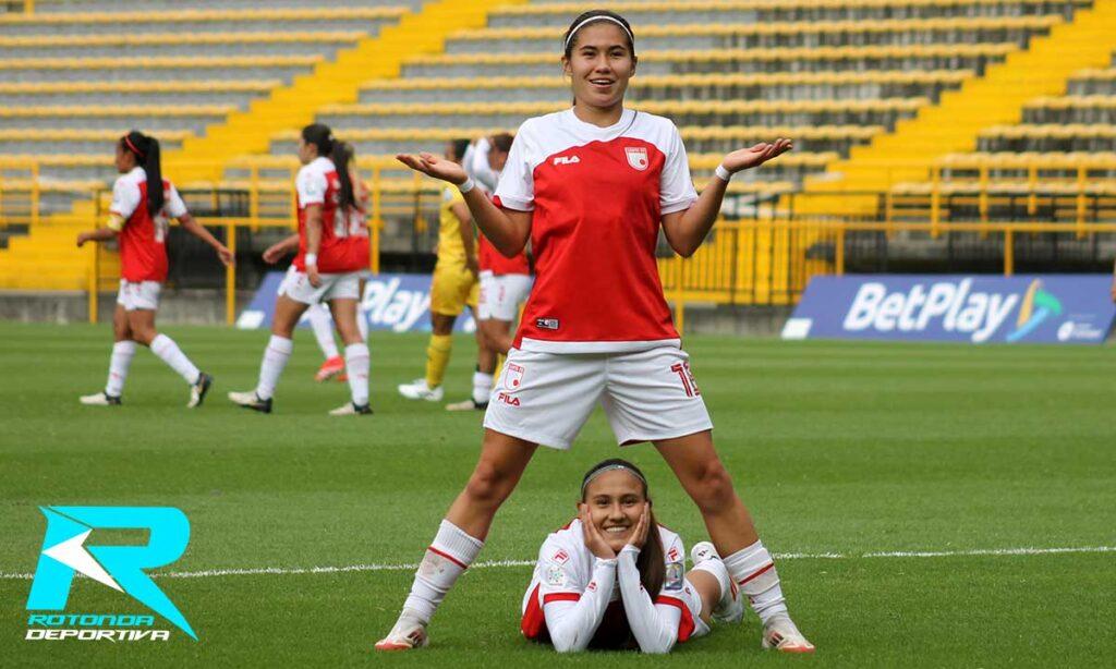 SANTA FE FEMENINO CELEBRA MARIANA SILVA