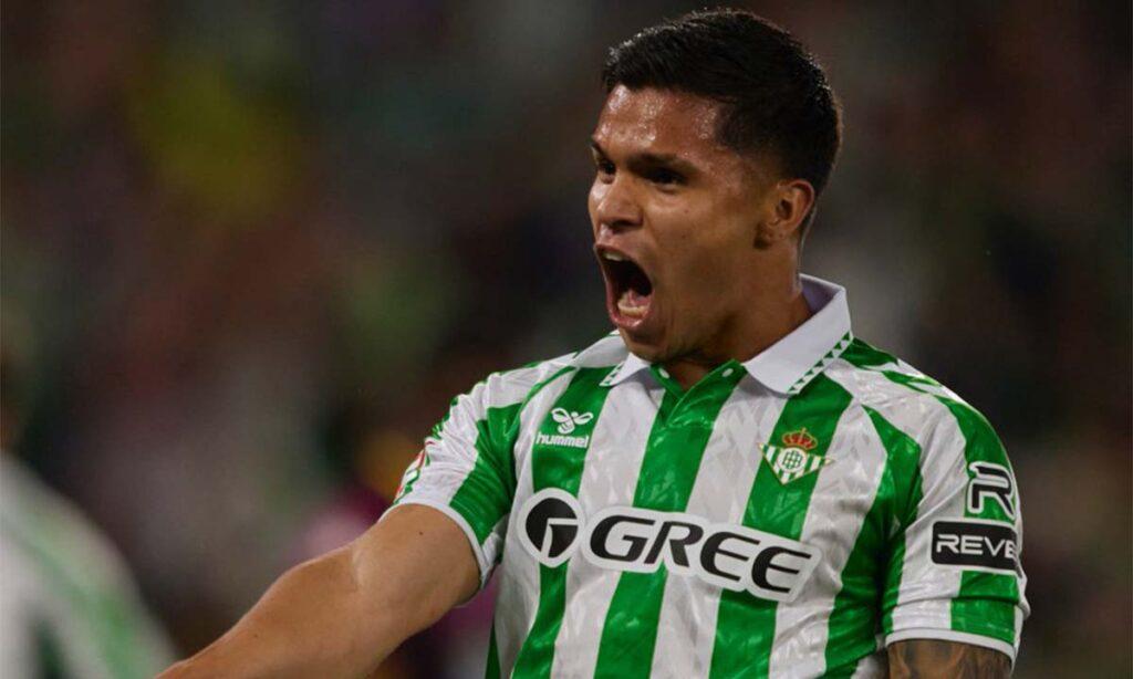 JUAN CAMILO HERNÁNDEZ REAL BETIS