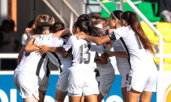 DEBUT URUGUAY SUDAMERICANO FEMENINO SUB-17 VS BOLIVIA